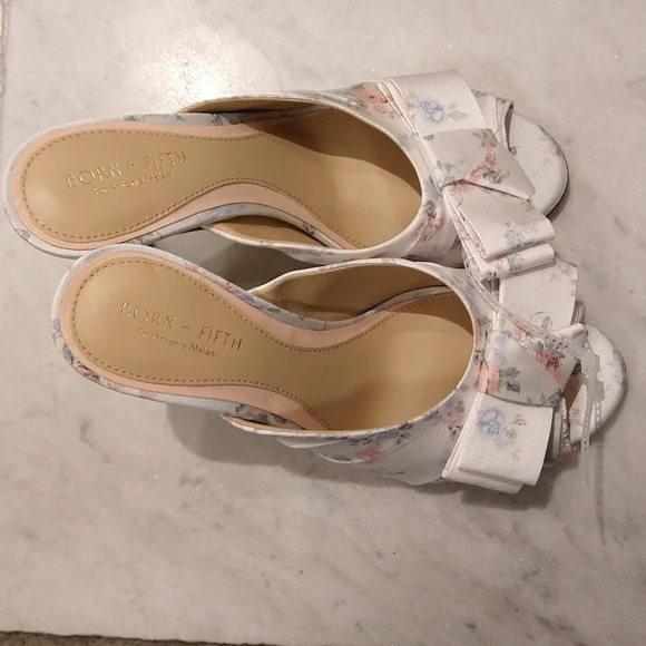 ANTONIO MELANI Floral White Heels - Picture 4 of 6